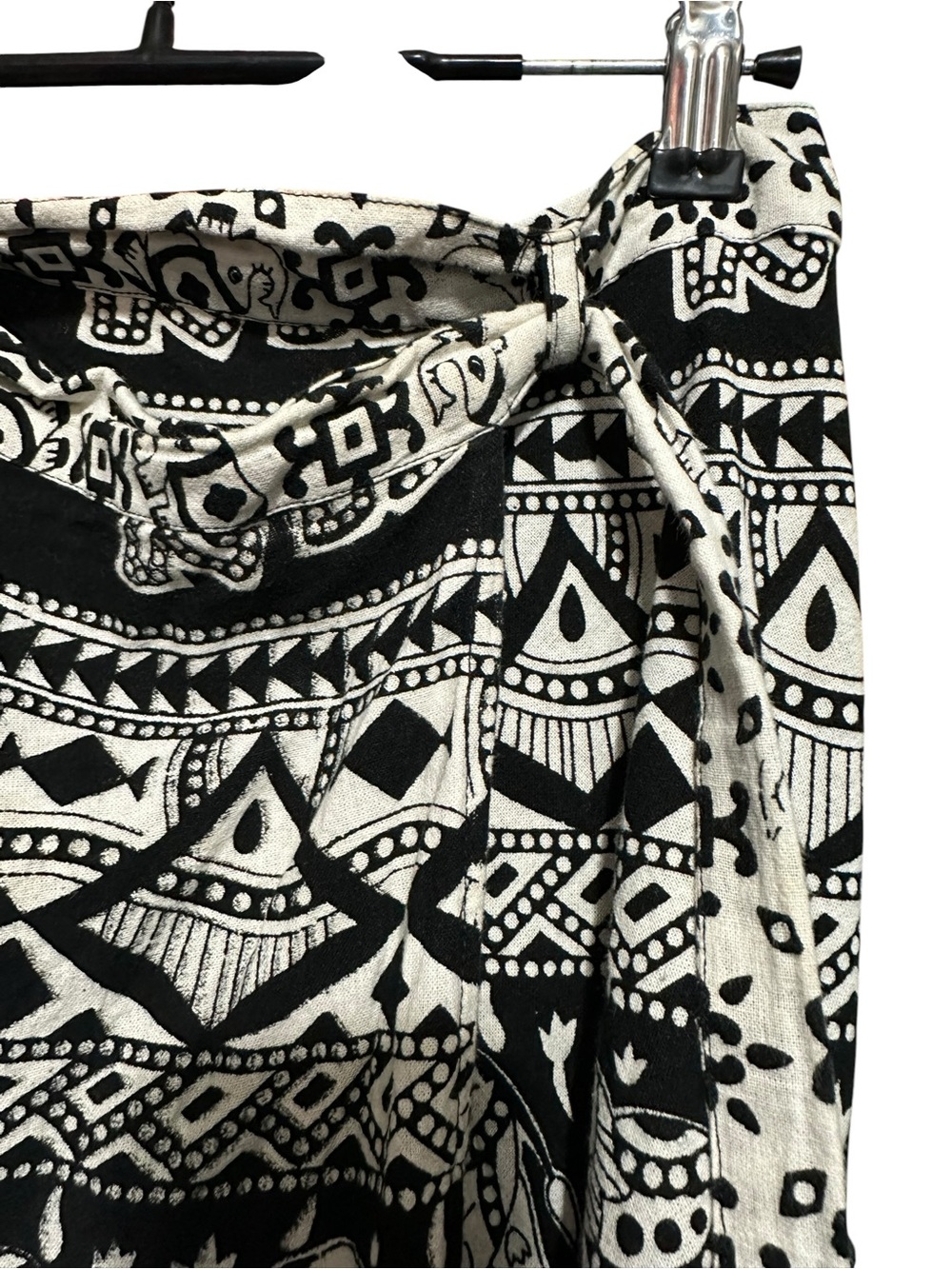 FUNKY PEOPLE Maxi Wrap Skirt Bohemian Black & Cream Size OS - Picture 6 of 10